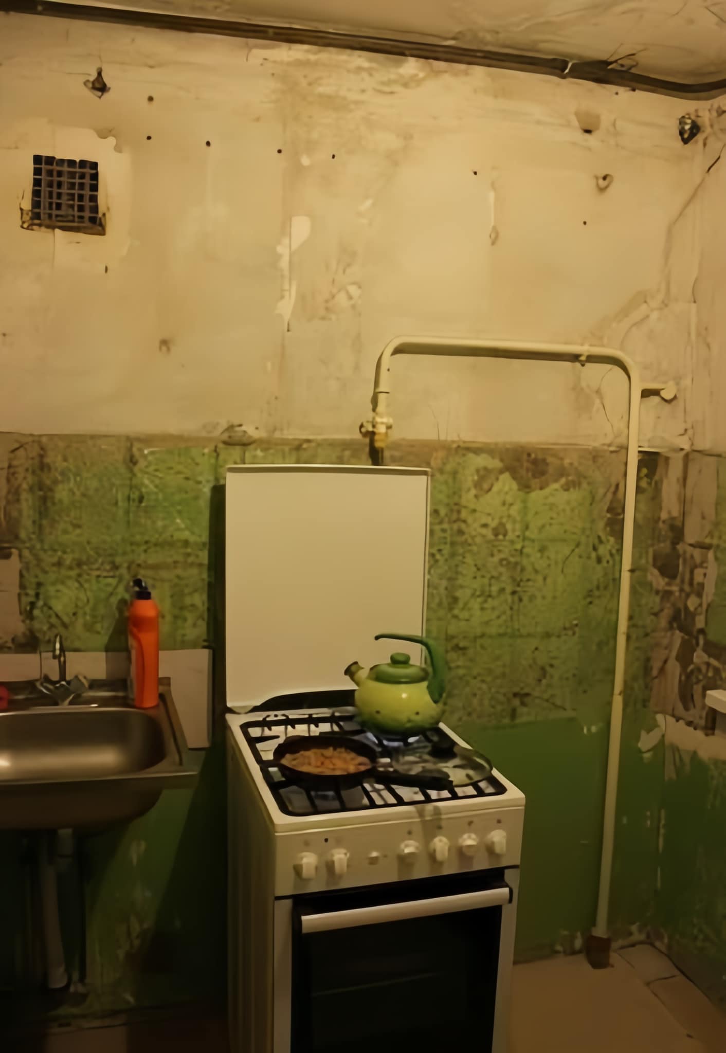 While I Was Away, My Husband Transformed Our Tiny Kitchen—What I Came Home To Left Me Speechless!