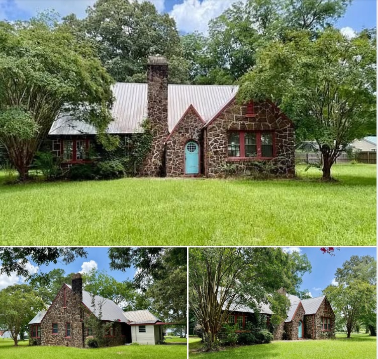 Classic 1937 Country Home on One Acre with Room to Grow in Louisville, Missouri